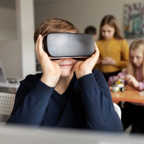 Unlocking Curiosity: How Immersive Tech Bridges the Gap Between Learning and Play