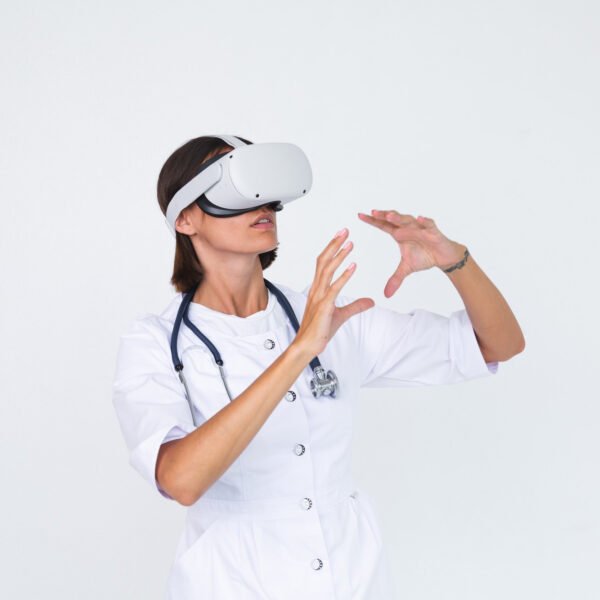 grey_articles_Bridging-Skill-Gaps-How-Immersive-Tech-is-Redefining-Medical-Training-in-the-GCC
